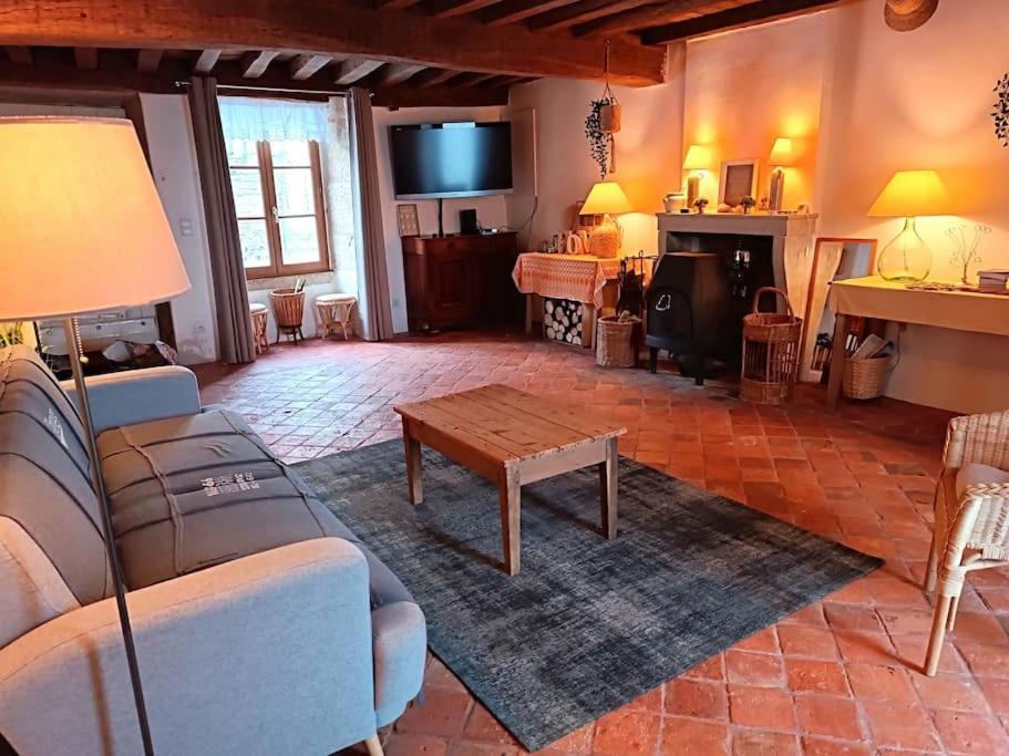 Gite Le Belvedere Du Lac Pouilly-en-Auxois Esterno foto
